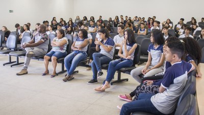 Estudantes durante encerramento ONHB 2019