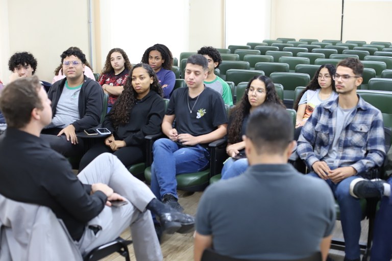 Reunião com lideranças estudantis.jpeg