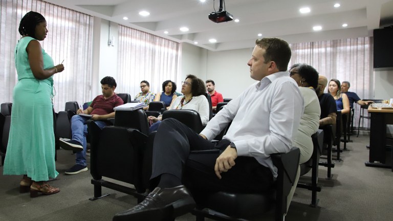 Capacita outubro.jpg