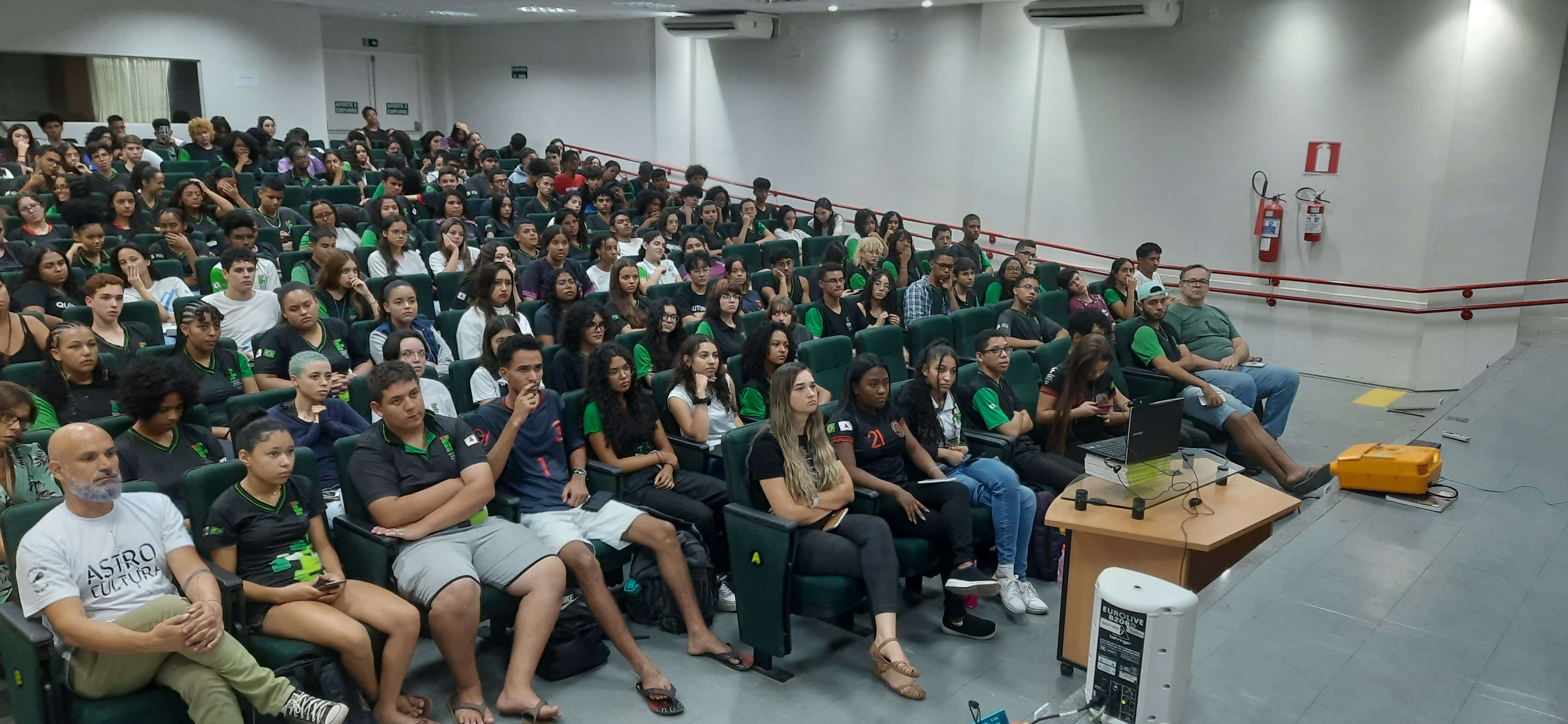 Auditório do Campus Betim atingiu capacidade máxima durante a atividade