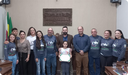 Equipe de Equoterapia recebe homenagem na Câmara Municipal