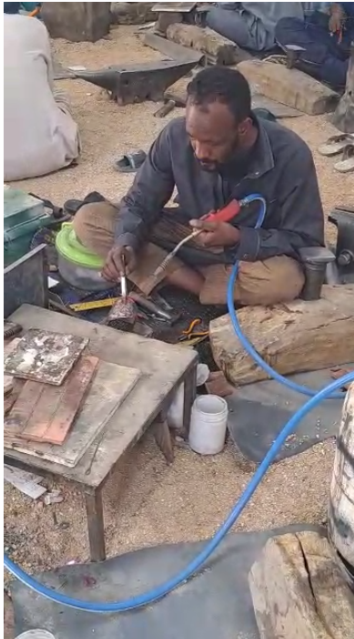 Oficina tradicional de ourivesaria em Tamanrasset